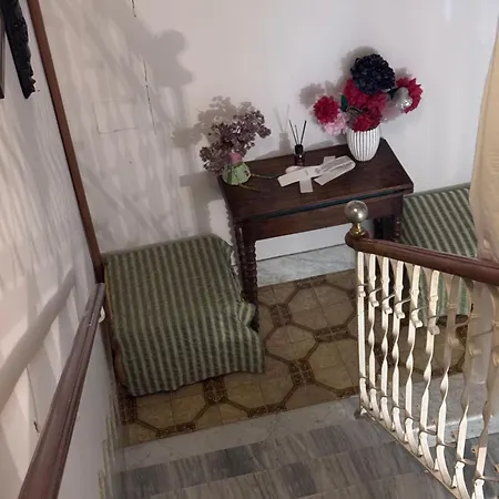 Popii Al Mare In Storica Fronte Mare Con Wifi E Aria Condizionata, Arredamenti Di Pregio E Giardino Parcheggio A Pagamento Su Richiesta