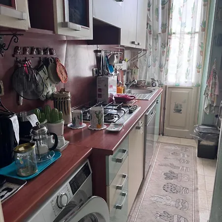 Popii Al Mare In Storica Fronte Mare Con Wifi E Aria Condizionata, Arredamenti Di Pregio E Giardino Parcheggio A Pagamento Su Richiesta *