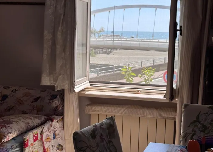Villa Popii Al Mare In Storica Fronte Mare Con Wifi E Aria Condizionata, Arredamenti Di Pregio E Giardino Parcheggio A Pagamento Su Richiesta Riva Trigoso