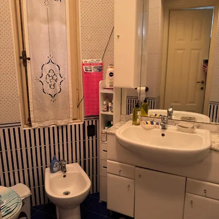 Popii Al Mare In Storica Fronte Mare Con Wifi E Aria Condizionata, Arredamenti Di Pregio E Giardino Parcheggio A Pagamento Su Richiesta Riva Trigoso