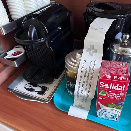 Popii Al Mare In Storica Fronte Mare Con Wifi E Aria Condizionata, Arredamenti Di Pregio E Giardino Parcheggio A Pagamento Su Richiesta * 리바 트리고소