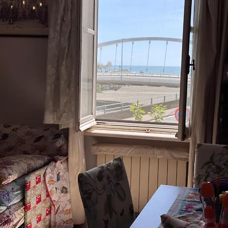 Villa Popii Al Mare In Storica Fronte Mare Con Wifi E Aria Condizionata, Arredamenti Di Pregio E Giardino Parcheggio A Pagamento Su Richiesta Riva Trigoso